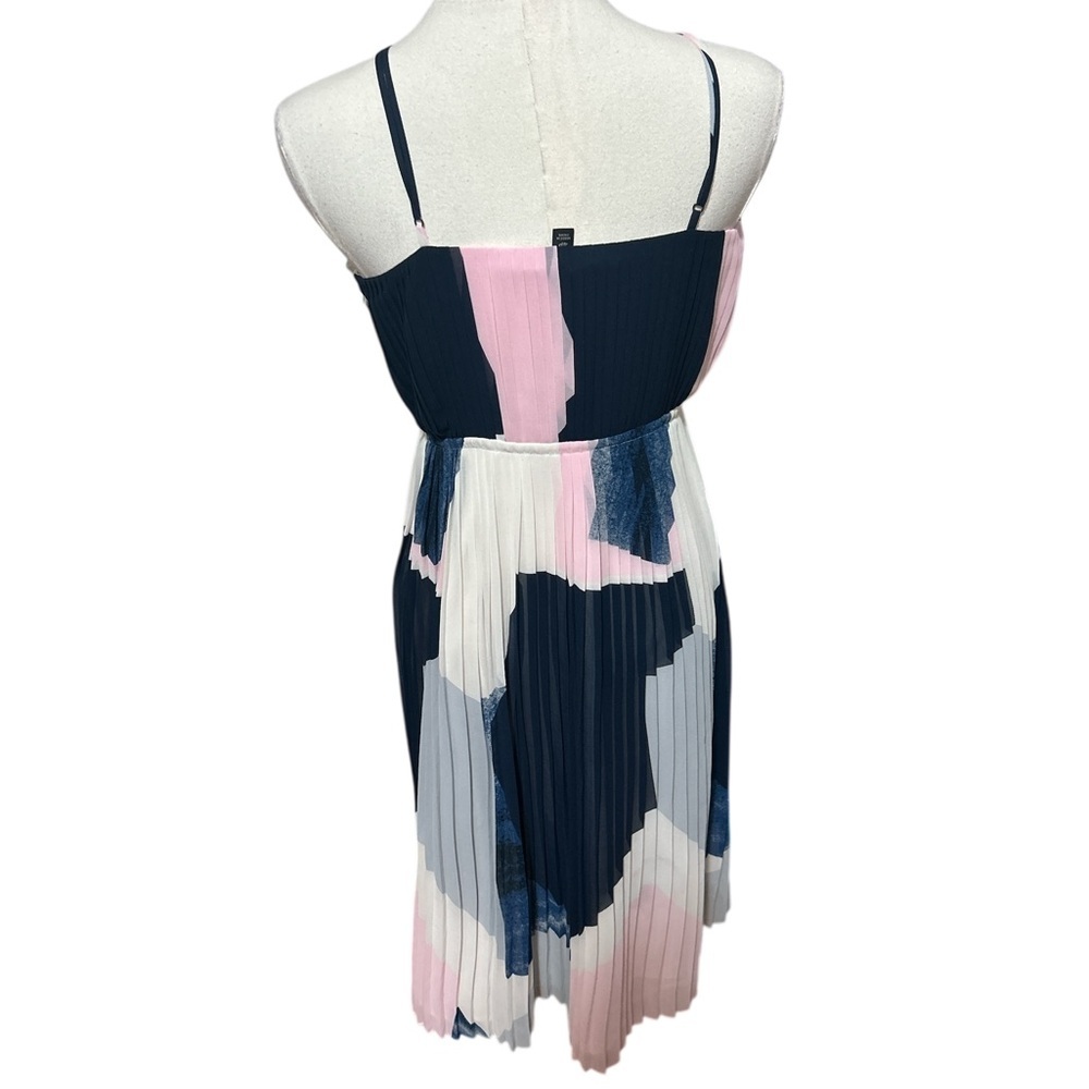 Banana Republic Petite Pleated Midi Dress Abstract Colorblock Sz 4P - Picture 4 of 7